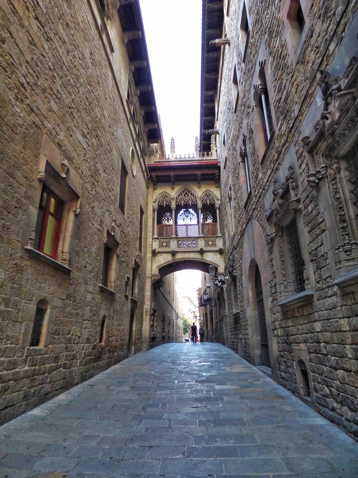 Pont del Bisbe en el Barrio Gótico de Barcelona